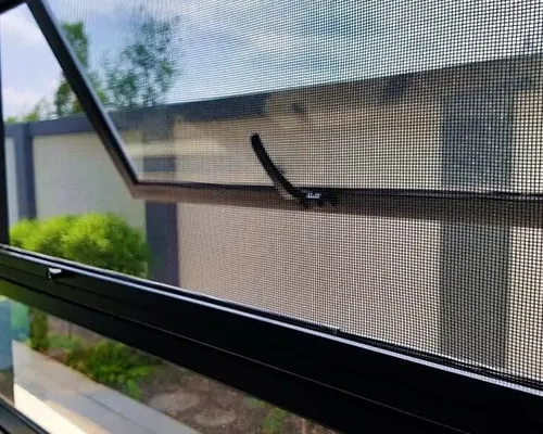 Balcony safety net